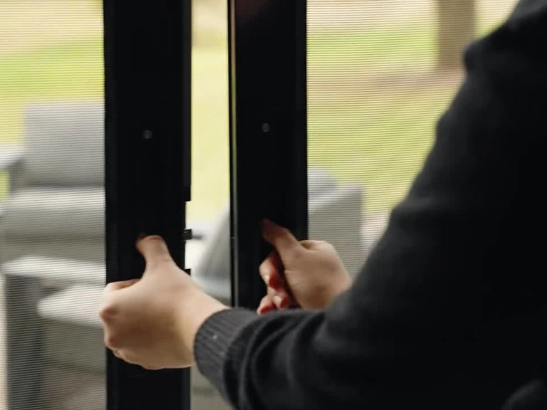 Etimesgut Sürgülü Sineklik Akıllı Ev Çözümleri